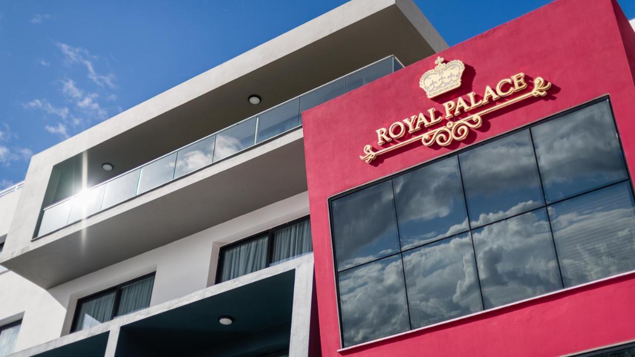 Royal Palace Hotel Nikosia Bagian luar foto