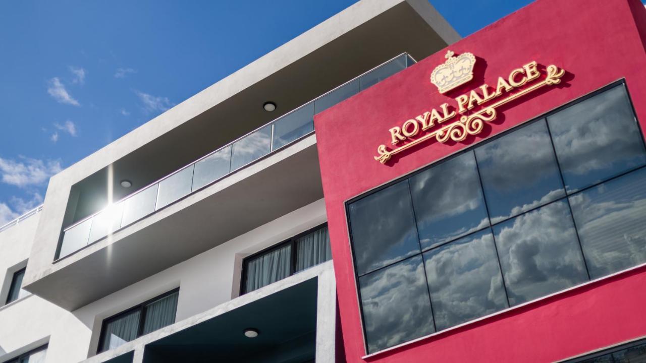 Royal Palace Hotel Nikosia Bagian luar foto