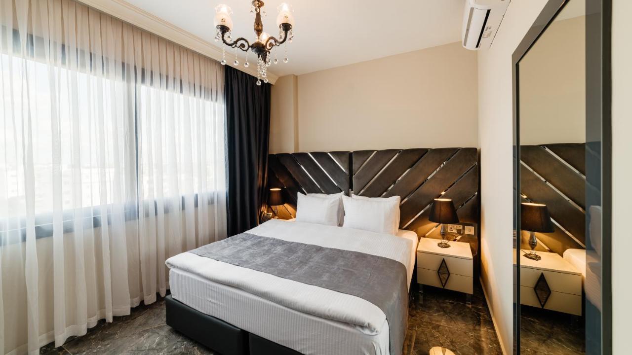Royal Palace Hotel Nikosia Bagian luar foto